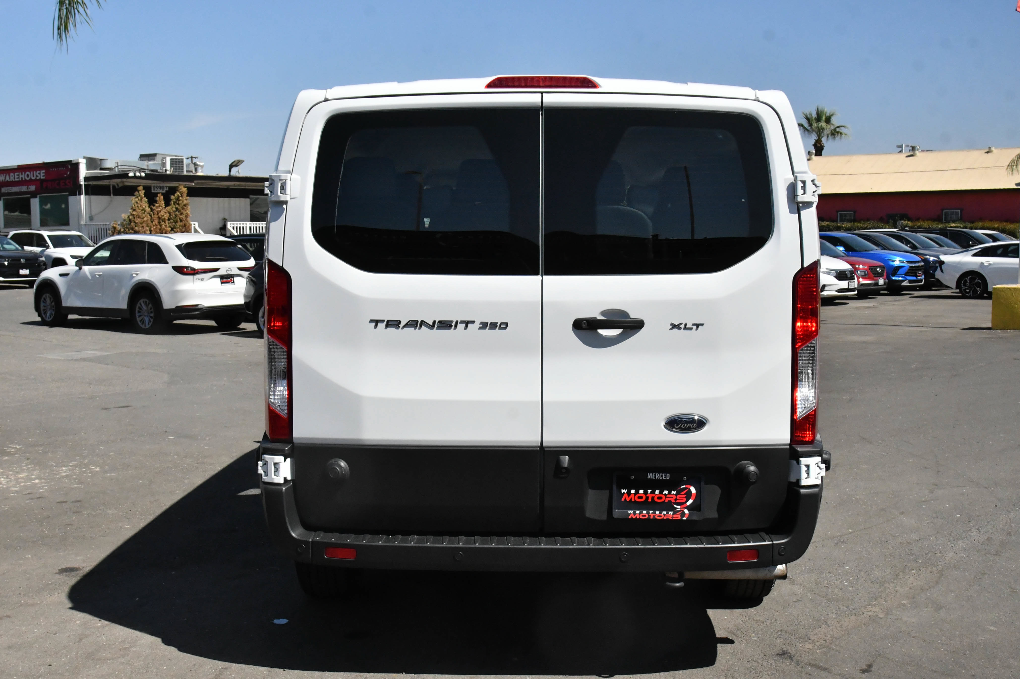 Used 2024 Ford Transit 350 XLT RWD image 7