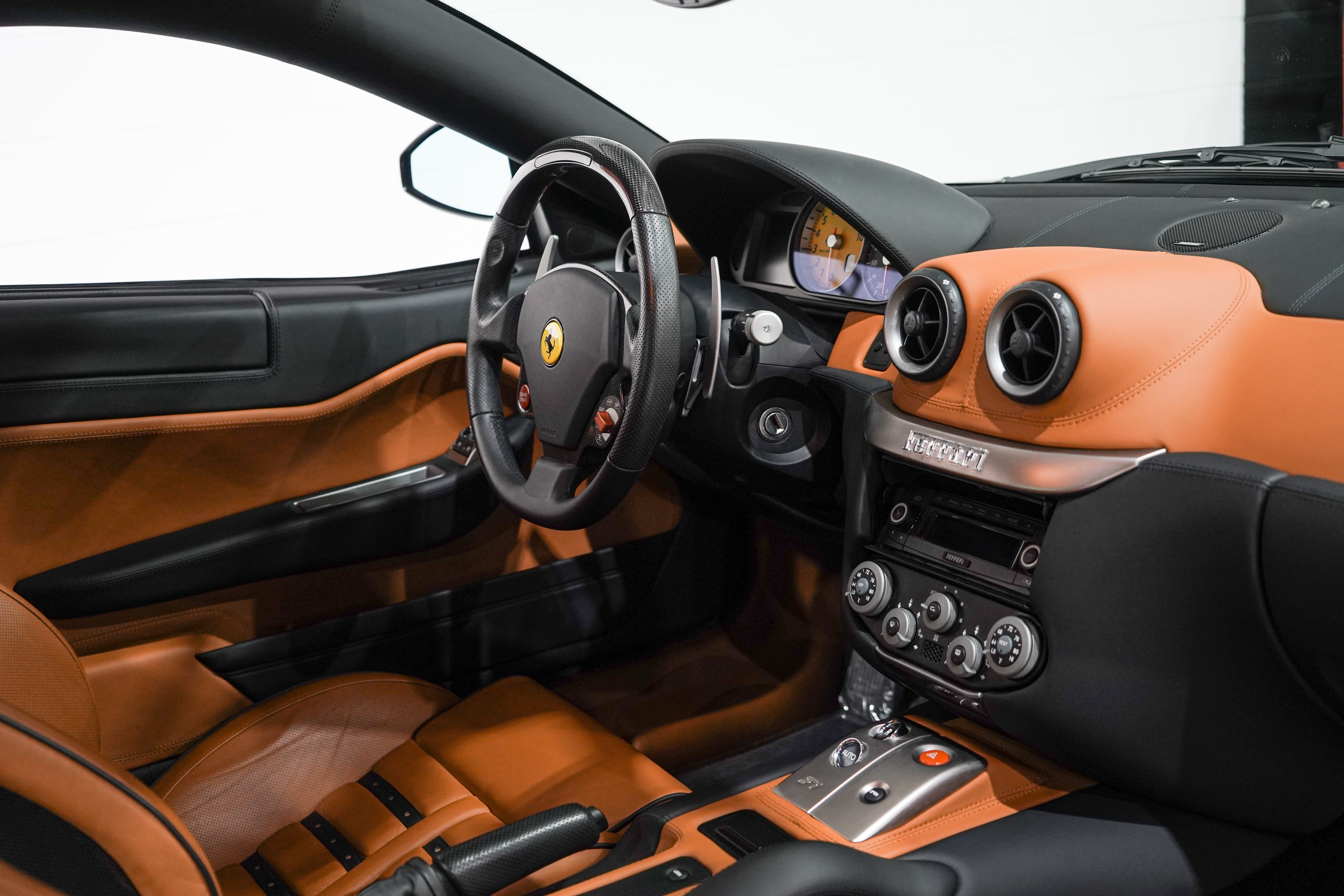 Used 2007 Ferrari 599 GTB Fiorano RWD image 16