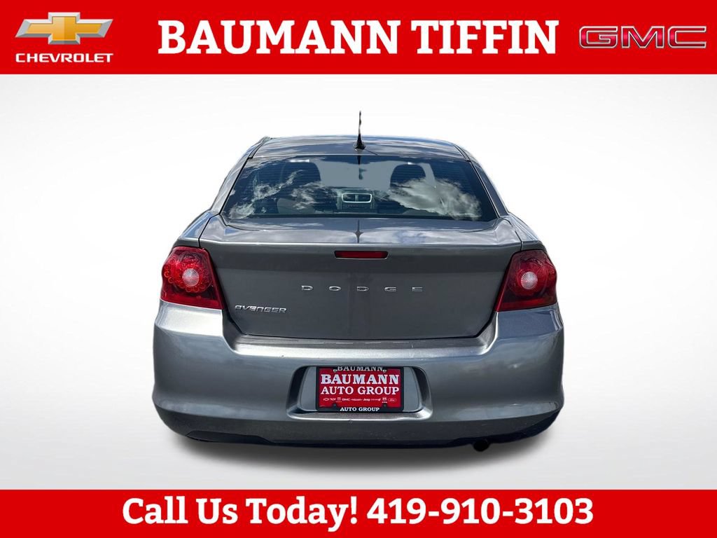 Used 2012 Dodge Avenger SE FWD image 4