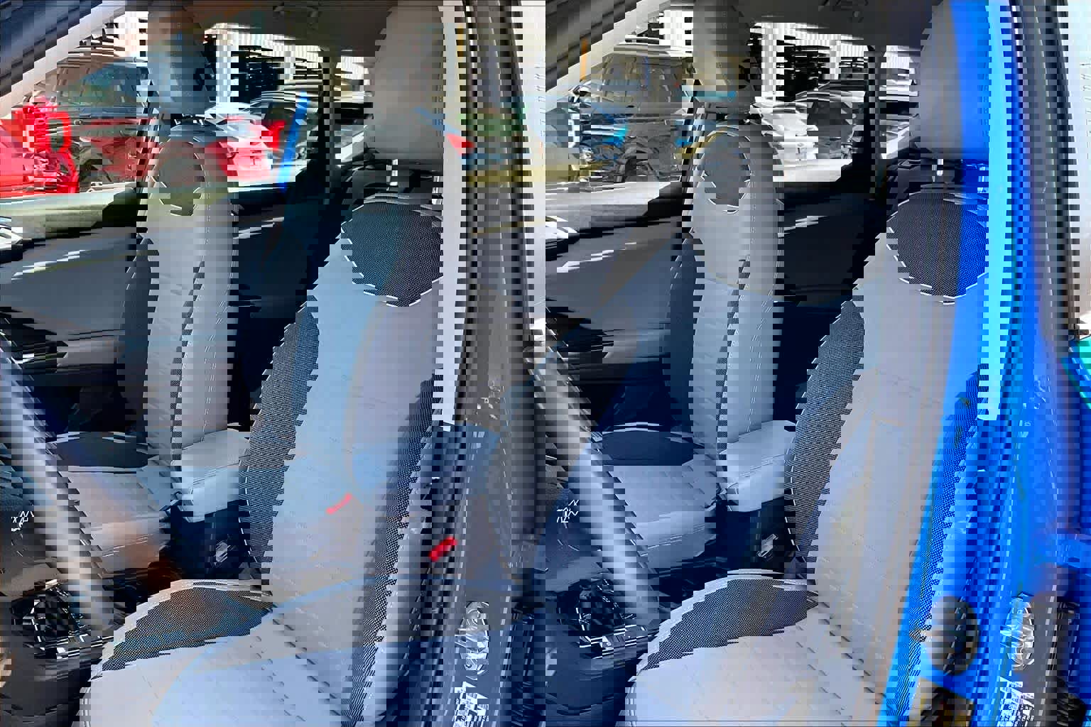 Used 2023 Volkswagen Taos SE image 8