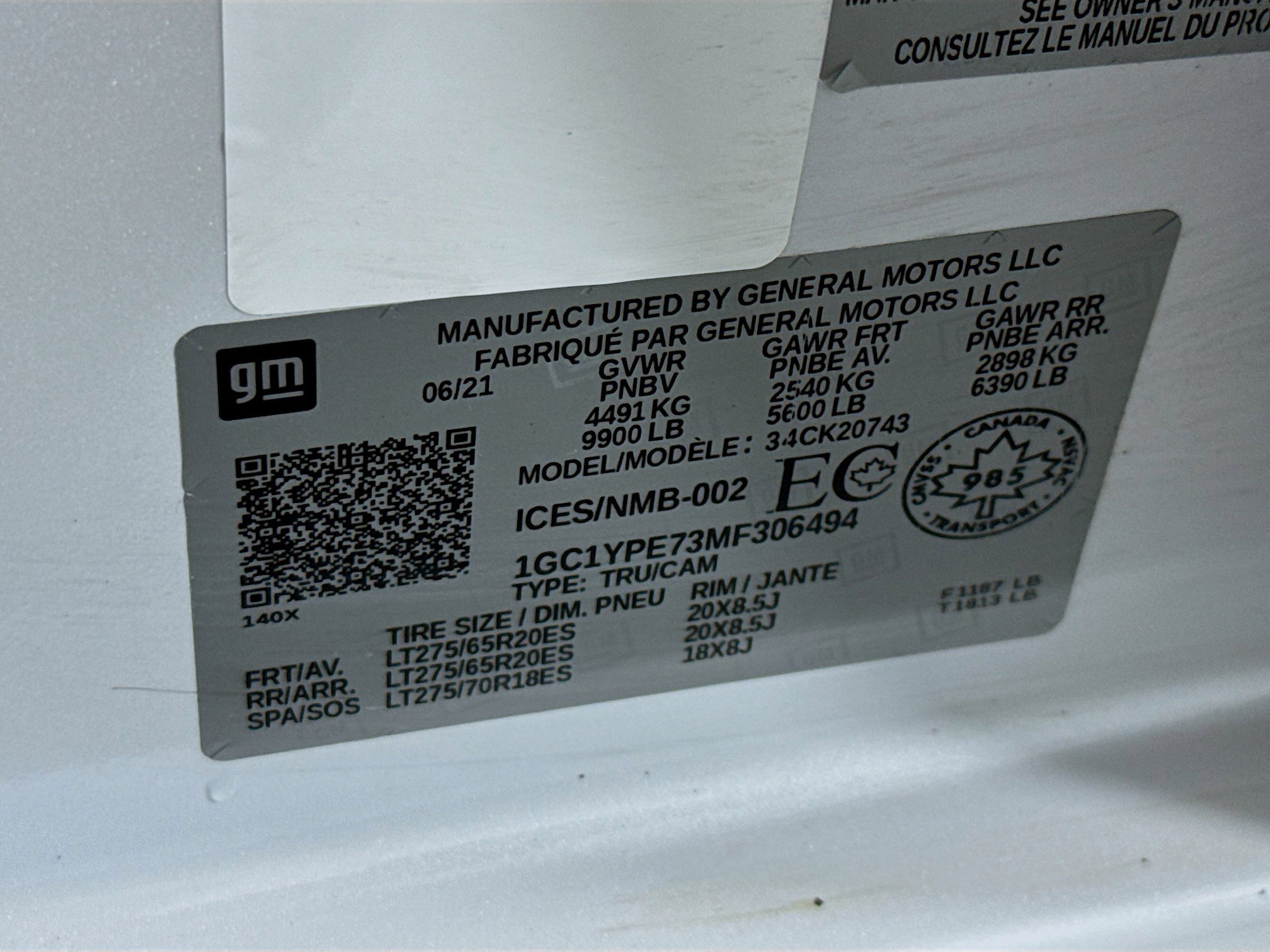 Used 2021 Chevrolet Silverado 2500 LTZ w/ LTZ Convenience Package image 38