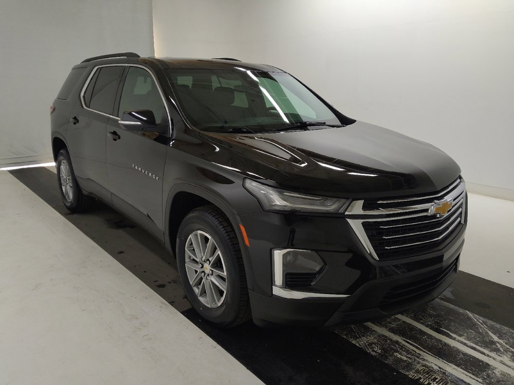 Used 2023 Chevrolet Traverse LT image 13
