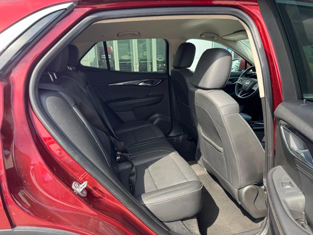Used 2023 Buick Envision Essence FWD image 13