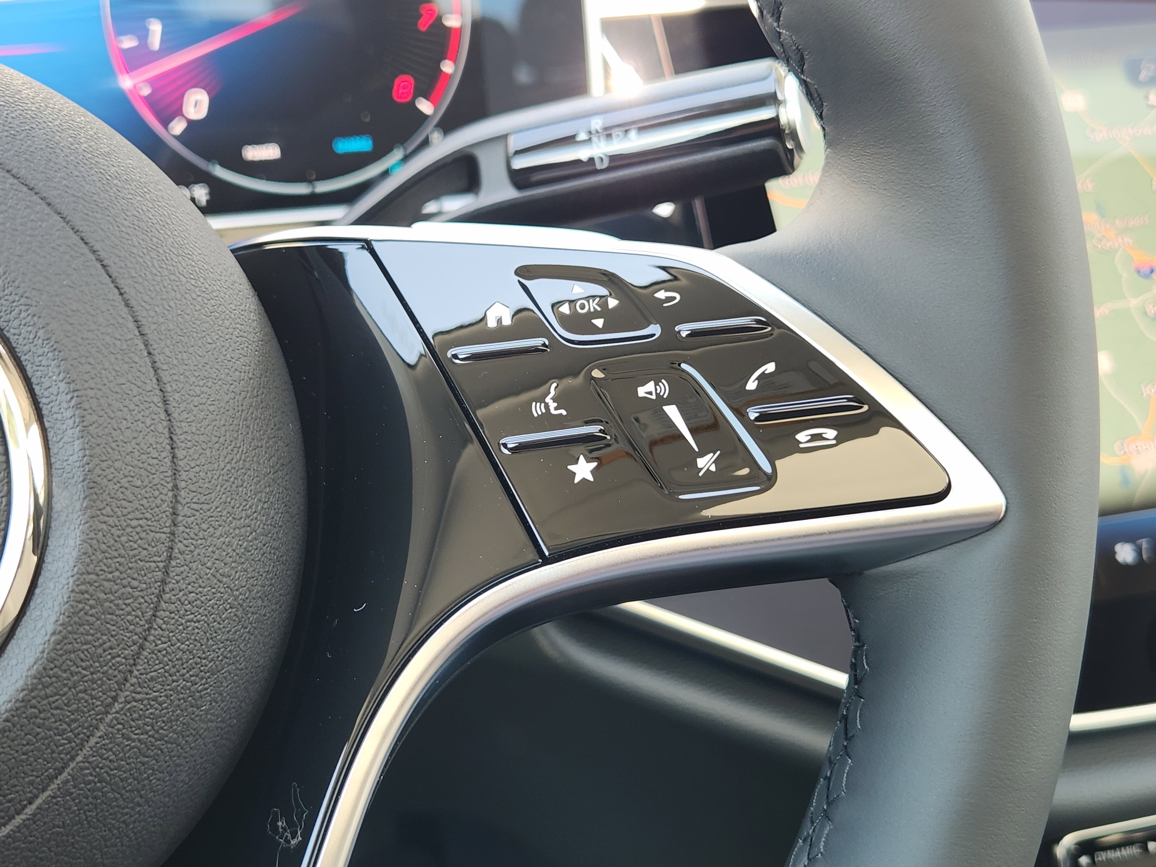 New 2026 Mercedes-Benz E 350 4MATIC Sedan image 29
