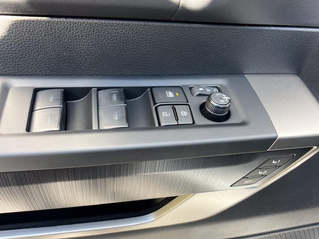 New 2026 Toyota Tundra Platinum AWD/4WD image 12