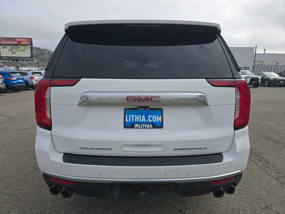 Used 2021 GMC Yukon XL Denali w/ Advanced Technology Package image 4