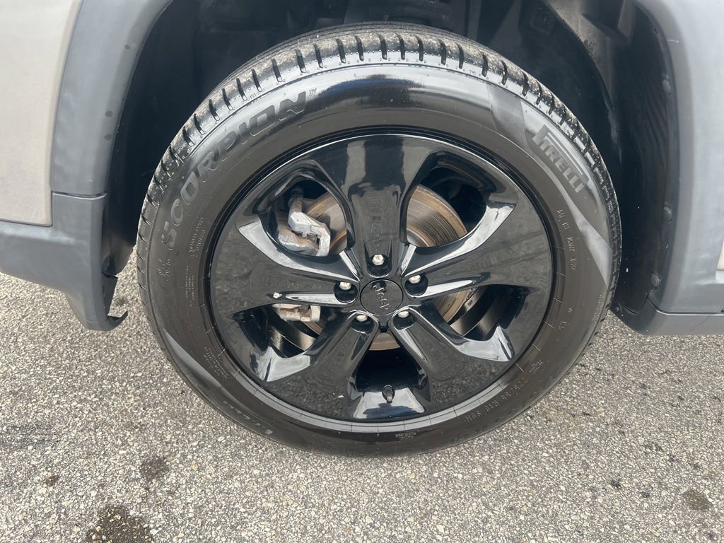 Certified 2019 Jeep Compass Altitude image 17