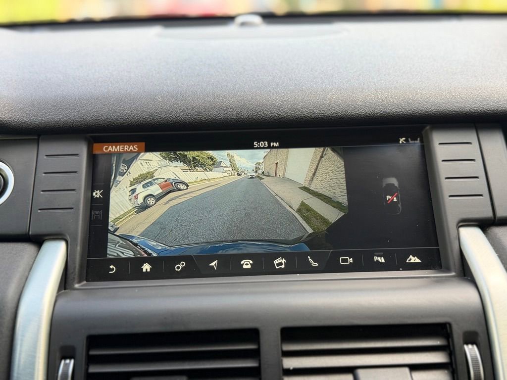 Used 2019 Land Rover Discovery Sport HSE AWD/4WD image 35