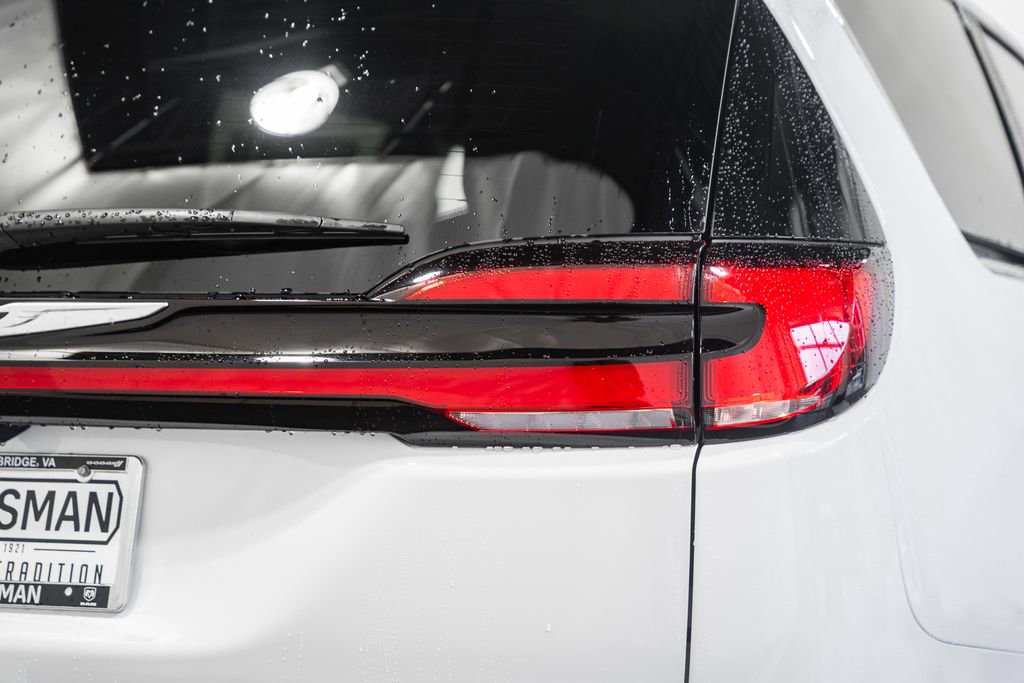 New 2026 Chrysler Pacifica Select image 6