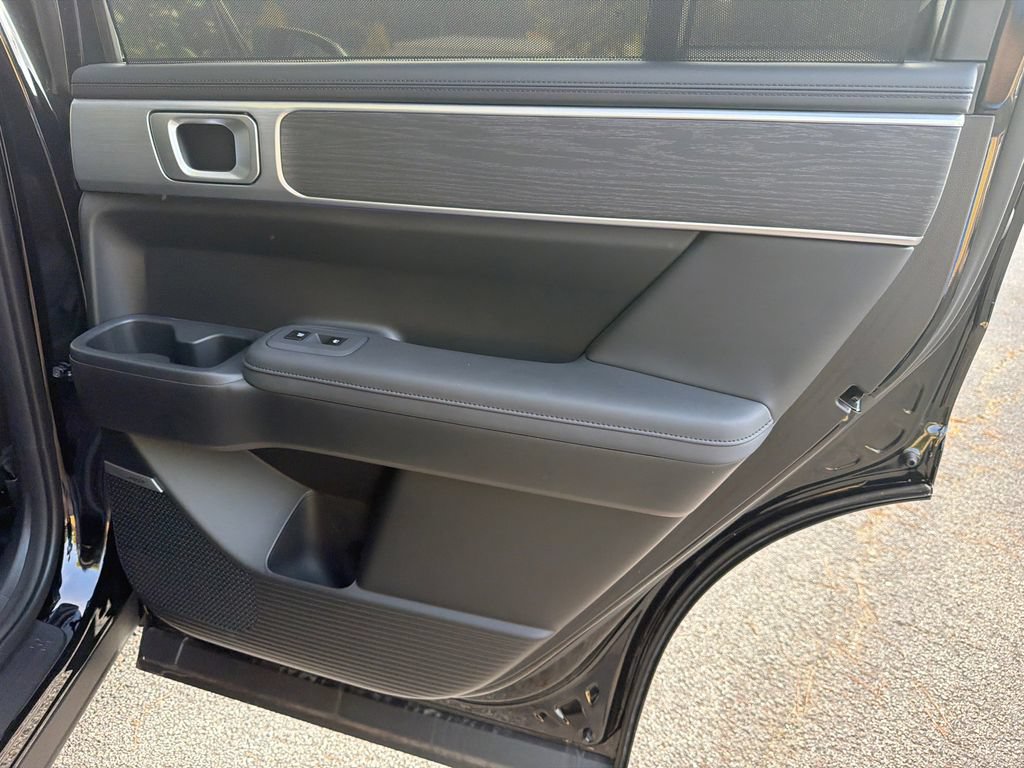New 2026 Hyundai Santa Fe Limited FWD image 16