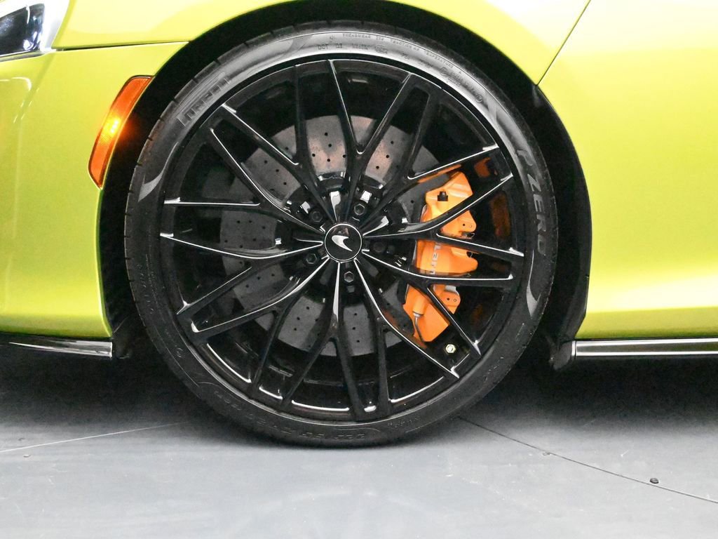 Used 2022 McLaren GT image 19