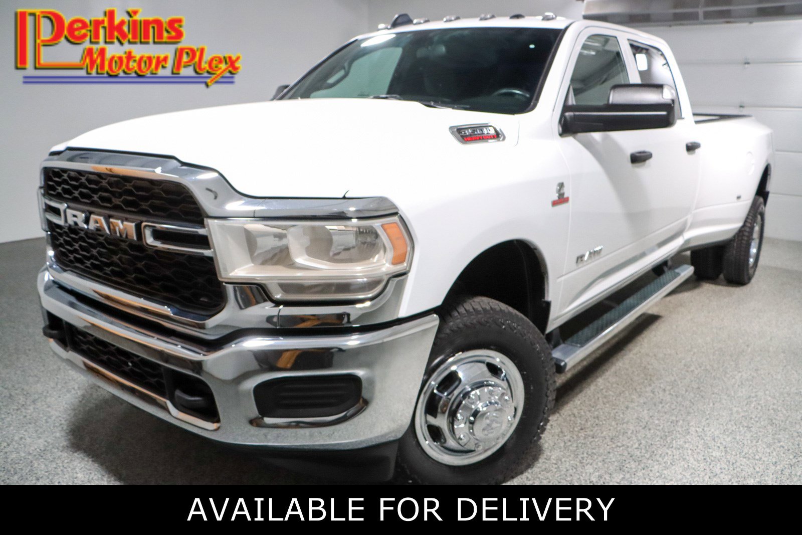 Used 2022 RAM 3500 Tradesman AWD/4WD image 1