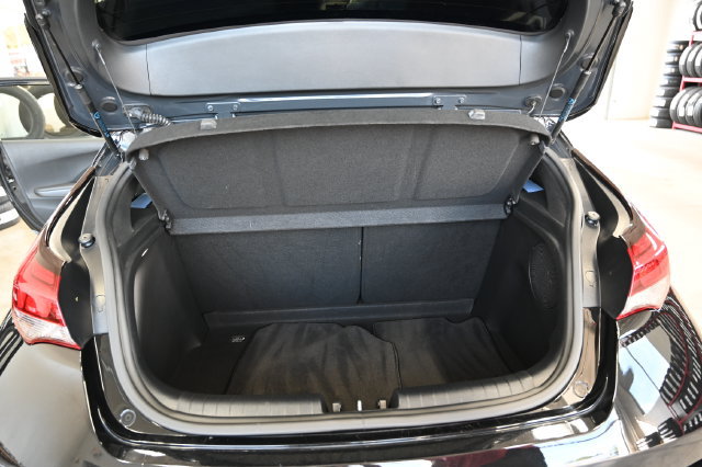 Used 2022 Hyundai Veloster N FWD image 23