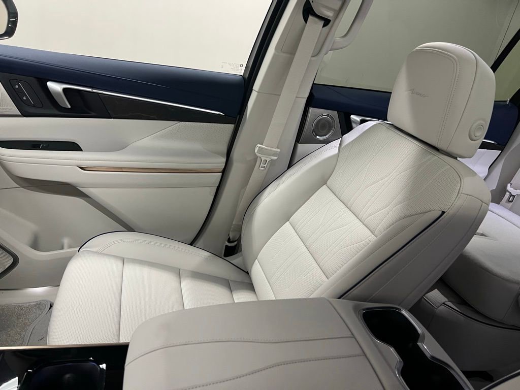 New 2026 Buick Enclave Avenir w/ Super Cruise Package image 23