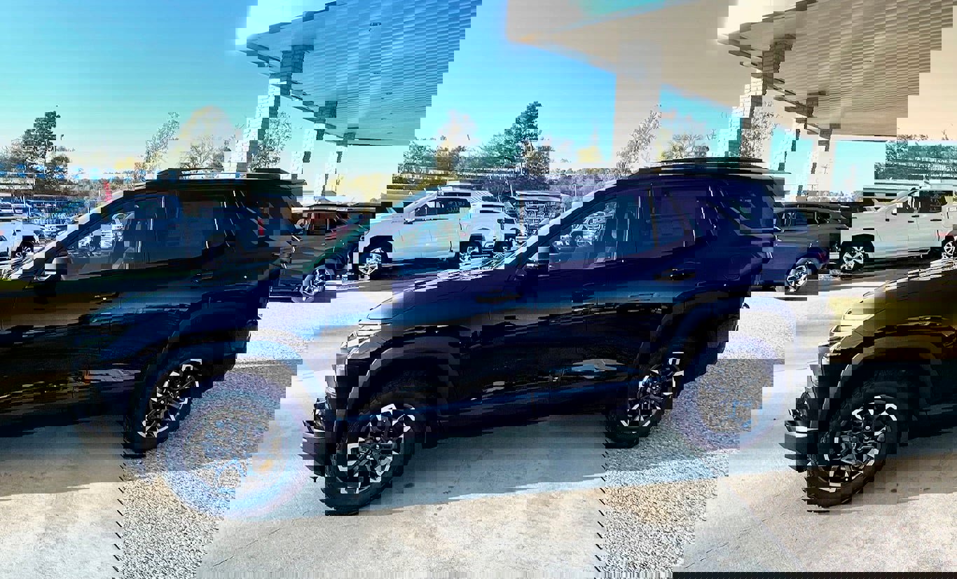 New 2026 Chevrolet Equinox ACTIV image 4