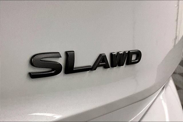 New 2025 Nissan Rogue SL w/ Tech Package AWD/4WD image 18