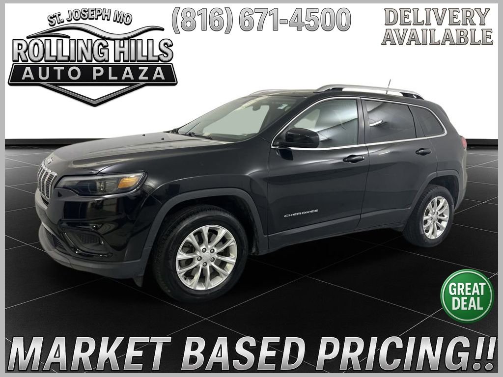 Used 2019 Jeep Cherokee Latitude w/ Popular Appearance Group