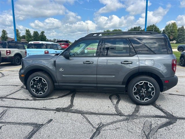 New 2025 Ford Bronco Sport Outer Banks w/ Outer Banks Tech Package+ image 8