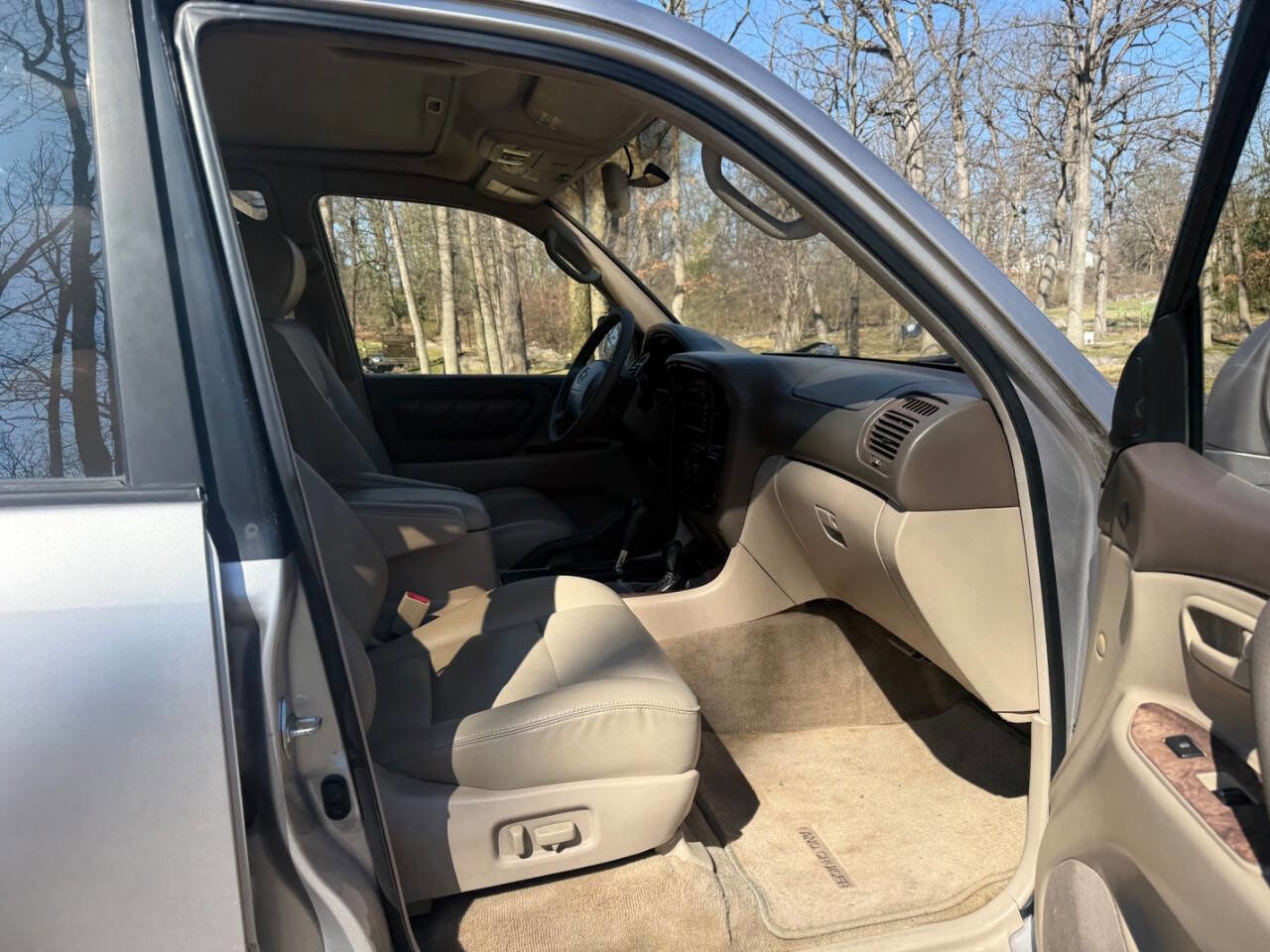 Used 2001 Toyota Land Cruiser image 74