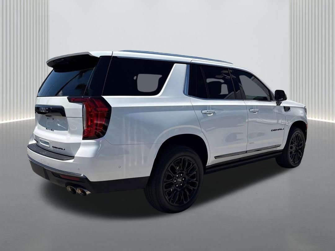 Used 2024 GMC Yukon Denali Ultimate AWD/4WD image 5