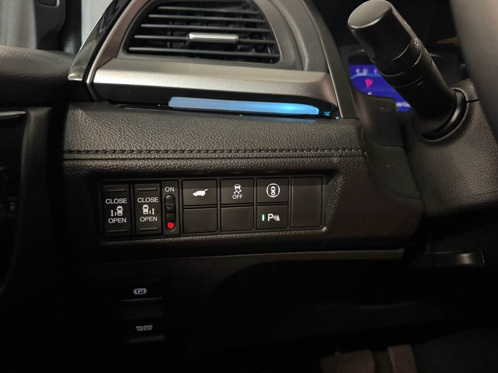 Used 2023 Honda Odyssey Touring image 15