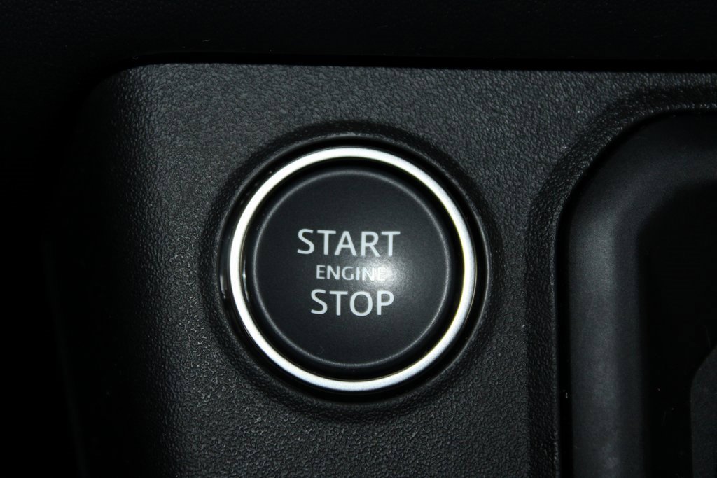 Used 2025 Land Rover Defender 110 X-Dynamic SE image 34