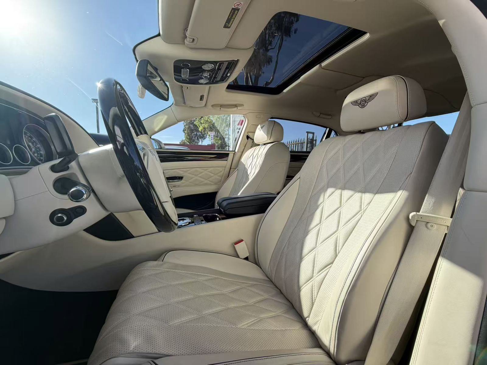 Used 2014 Bentley Flying Spur W12 AWD/4WD image 8