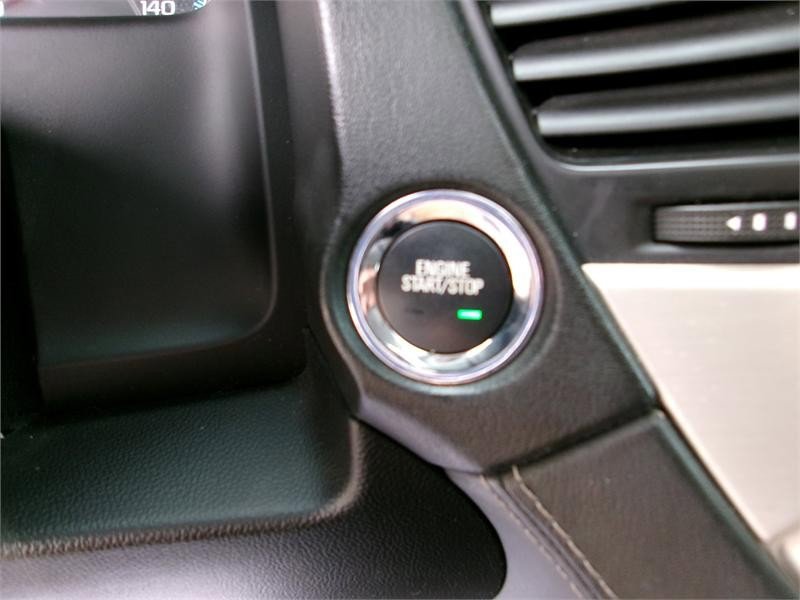 Used 2017 GMC Yukon Denali image 30