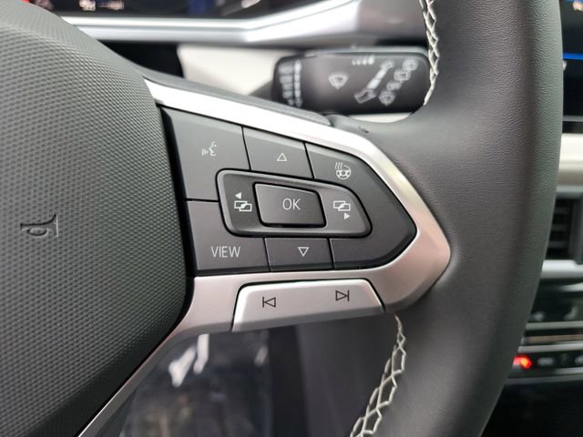New 2026 Volkswagen Taos SEL image 22