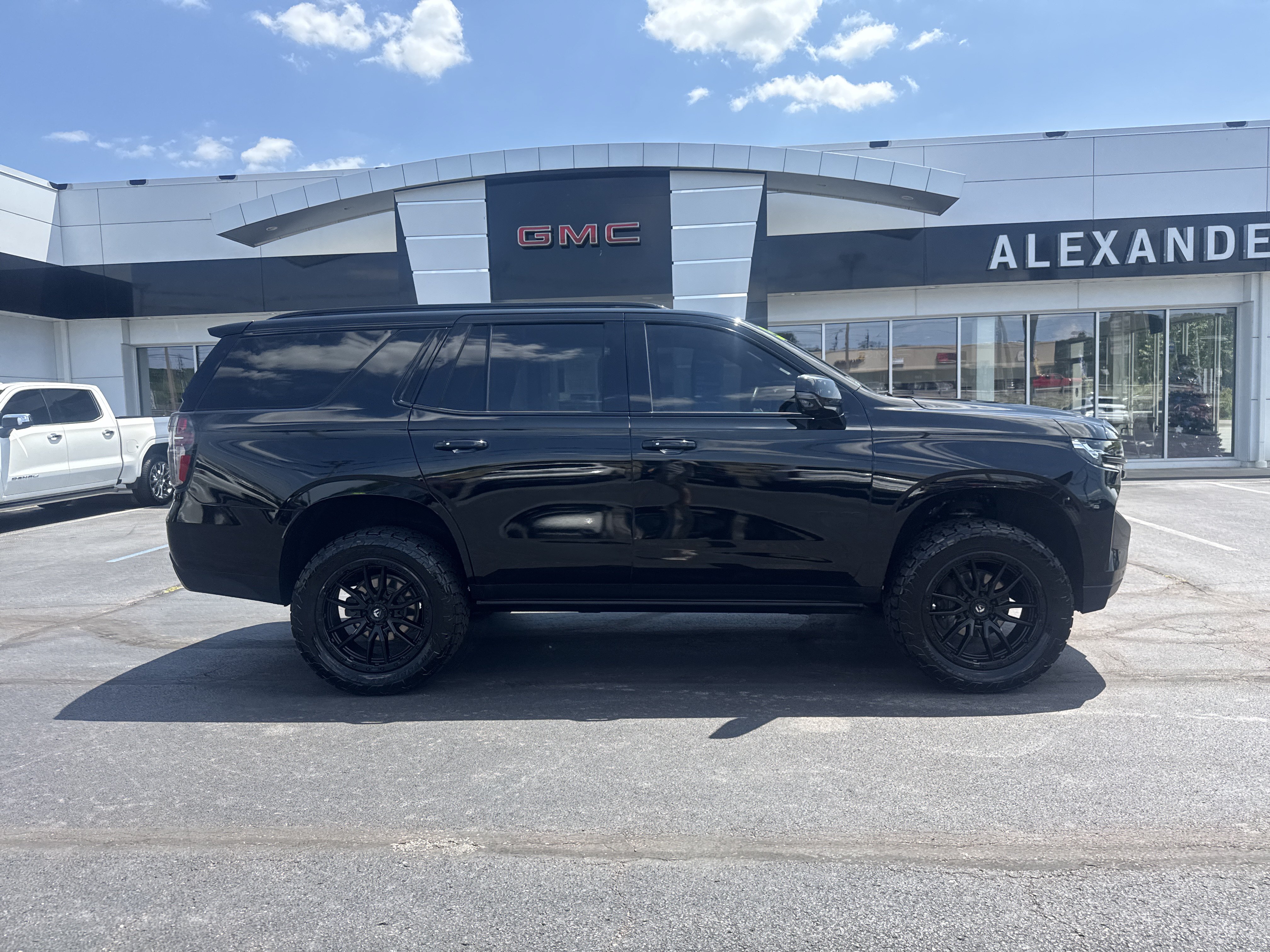 Used 2023 Chevrolet Tahoe RST w/ Luxury Package AWD/4WD video 2