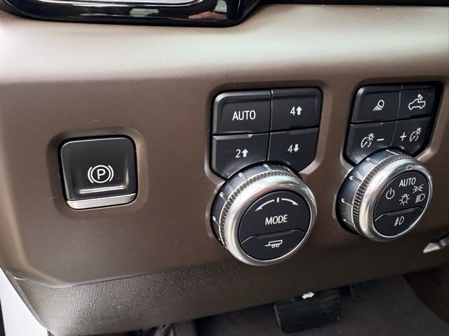 Used 2024 GMC Sierra 2500 Denali w/ Denali Reserve Package image 14
