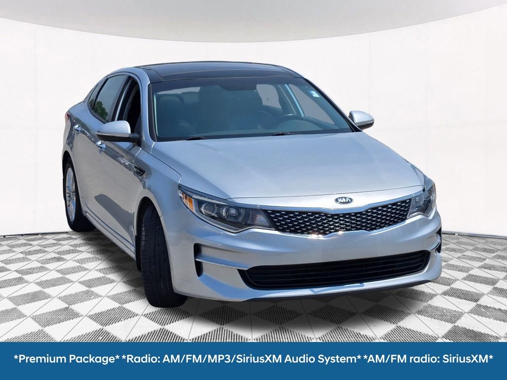 Used 2018 Kia Optima EX w/ Premium Package image 4