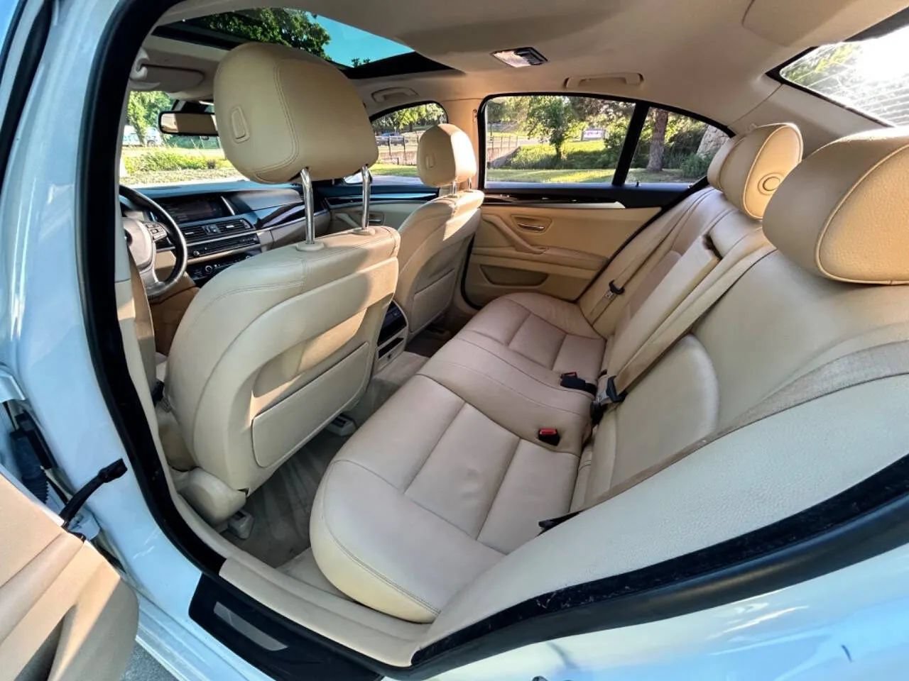 Used 2015 BMW 528i xDrive Sedan AWD/4WD image 13