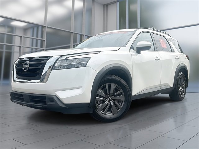 Certified 2022 Nissan Pathfinder SV image 1
