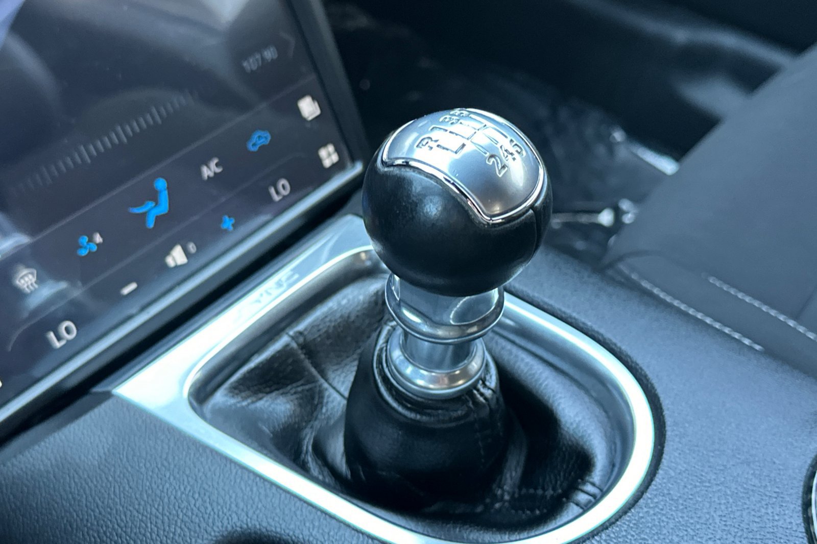 Used 2019 Ford Mustang GT w/ GT Performance Package RWD image 32