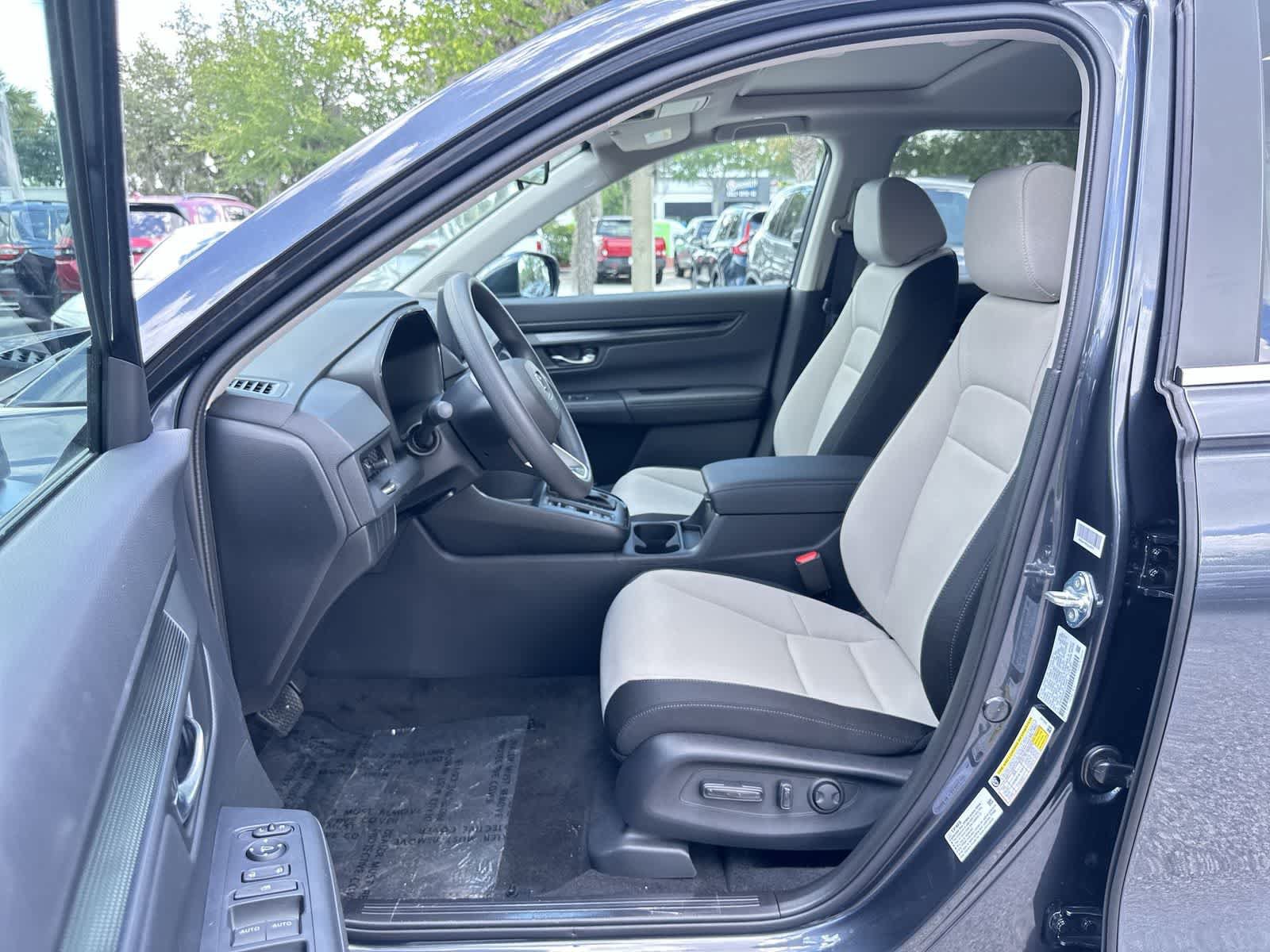 Used 2026 Honda CR-V EX image 2
