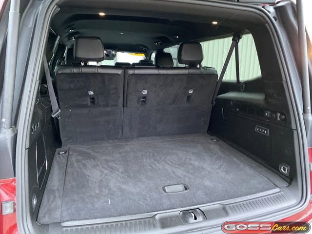 Used 2024 Jeep Wagoneer L Series II w/ Flexible Seating Group image 9