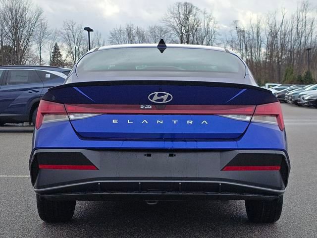 New 2026 Hyundai Elantra SEL Sport image 16