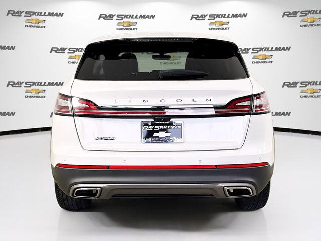 Used 2023 Lincoln Nautilus Reserve w/ Equipment Group 201A image 6