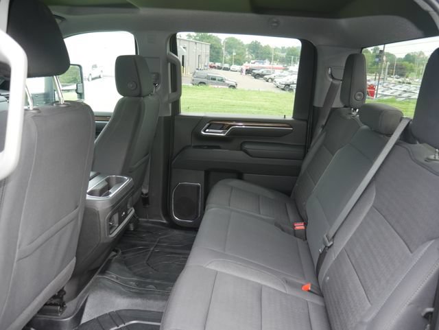 Used 2025 Chevrolet Silverado 3500 LT AWD/4WD image 25