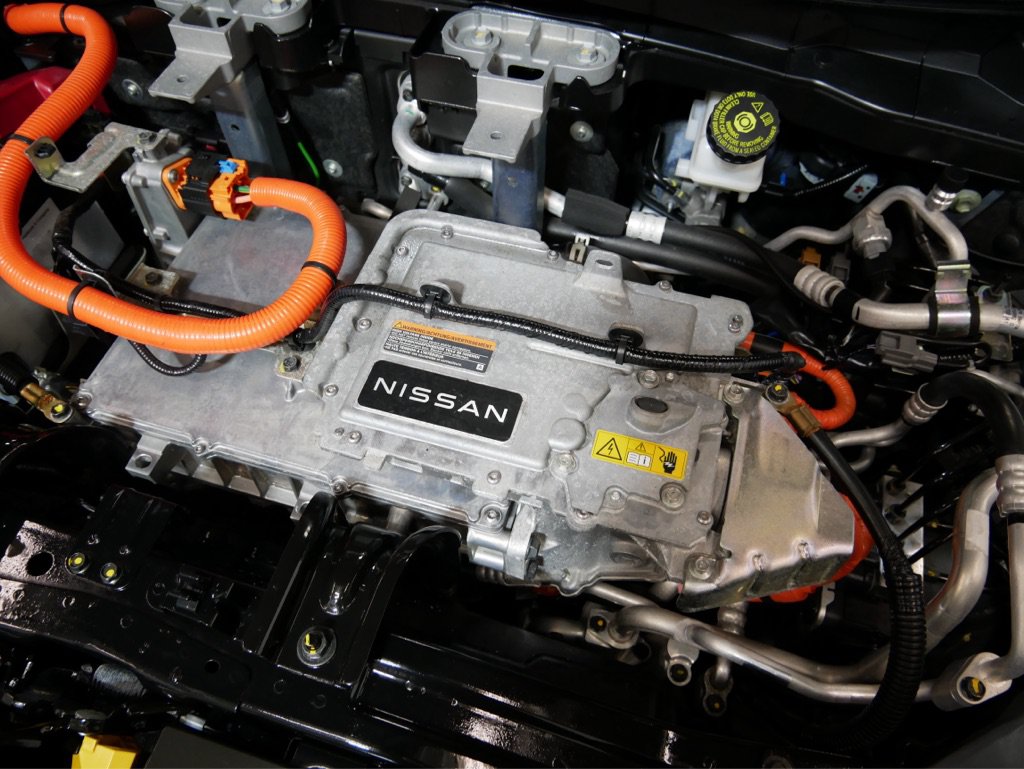 Used 2024 Nissan Ariya AWD image 33