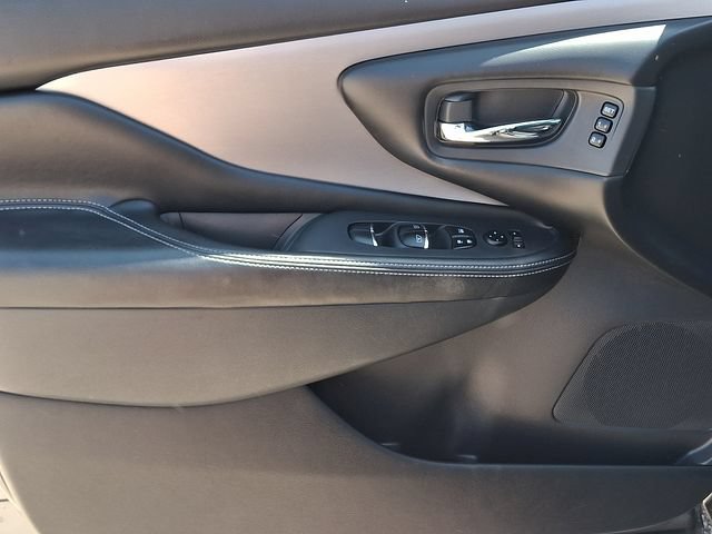 Used 2019 Nissan Murano SL w/ SL Technology Package AWD/4WD image 14