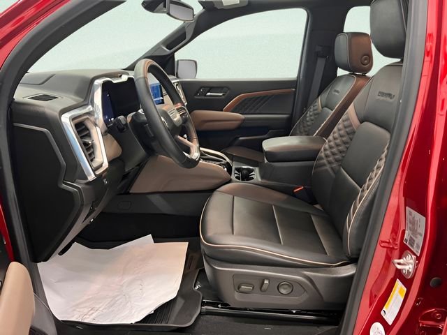 Used 2025 GMC Canyon Denali AWD/4WD image 15
