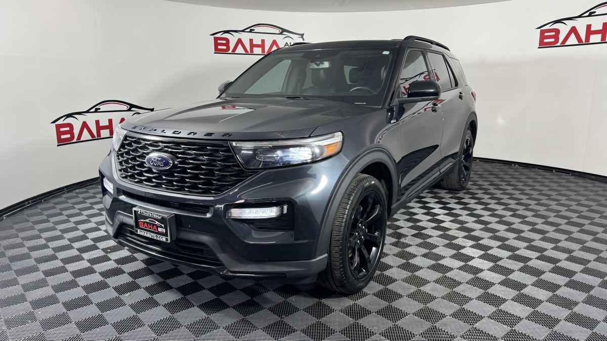 Used 2023 Ford Explorer ST-Line w/ Class IV Trailer Tow Package AWD/4WD image 2