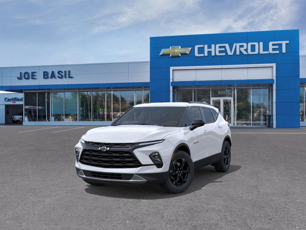 New 2026 Chevrolet Blazer LT w/ Convenience Package AWD/4WD image 8