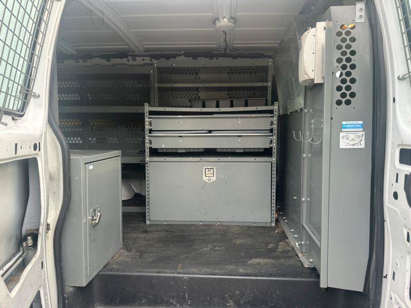 Used 2013 Chevrolet Express 2500 RWD image 8