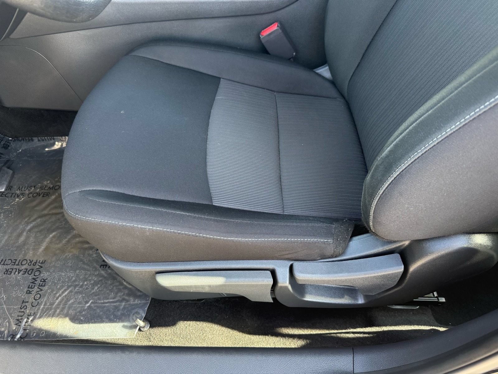Used 2025 Nissan Sentra SV FWD image 14