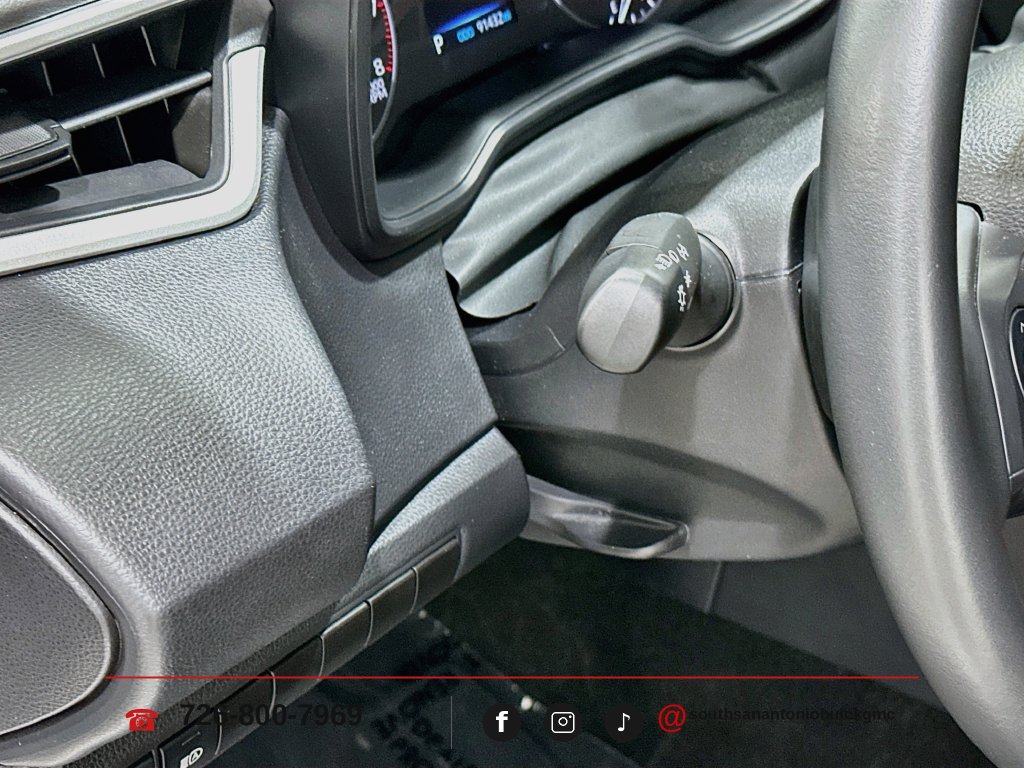 Used 2024 Toyota Corolla SE FWD image 11