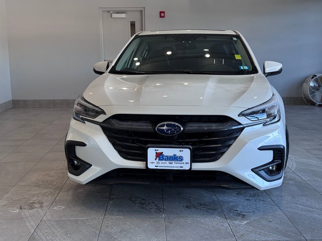 Used 2025 Subaru Legacy Limited image 3