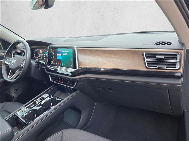 Used 2025 Volkswagen Atlas SE AWD/4WD image 20